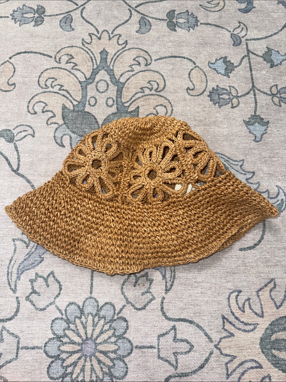 Free People Straw Crochet Sun Hat in Natural Tan like new - Picture 2 of 4